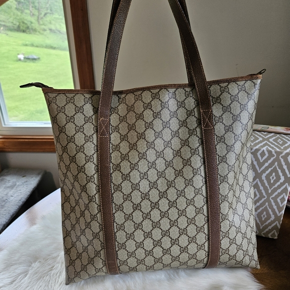 Gucci Supreme large vintage zippered tote - Picture 2 of 12